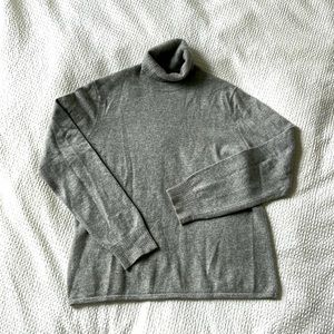 Ann Taylor Cashmere Grey Turtleneck Sweater - L